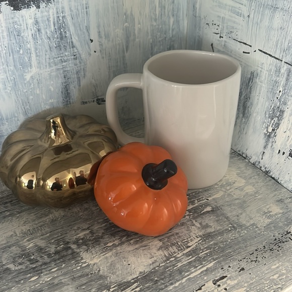 Rae Dunn AUTUMN mug - Picture 3 of 3